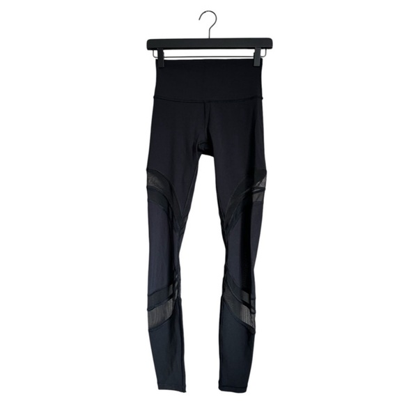 LULULEMON Seek the Heat Mesh Tight 28” in Black - Picture 3 of 4